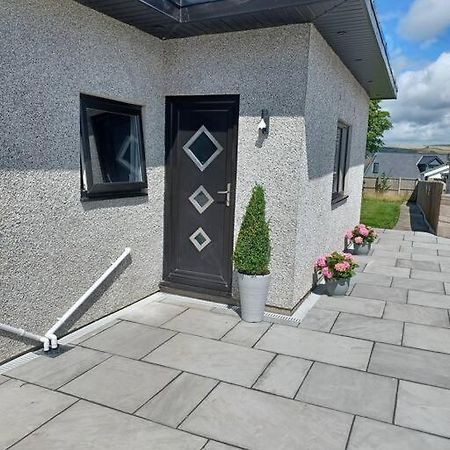 Beautiful Masons Hideaway Studio Apartment Bridgend  Eksteriør bilde